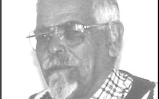 Evangelis J. Julies, oorlede 10/2/2004